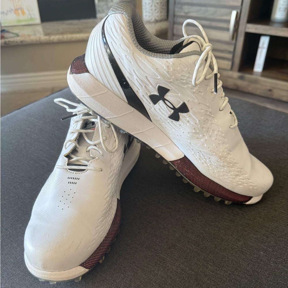 Ladies NEW, Golf, 🏌️‍♀️⛳️Under Armour White Golf  Shoes